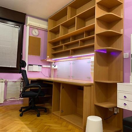 Self Check-In Studio With Wi-Fi And Parking Place Lägenhet Zagreb Exteriör bild