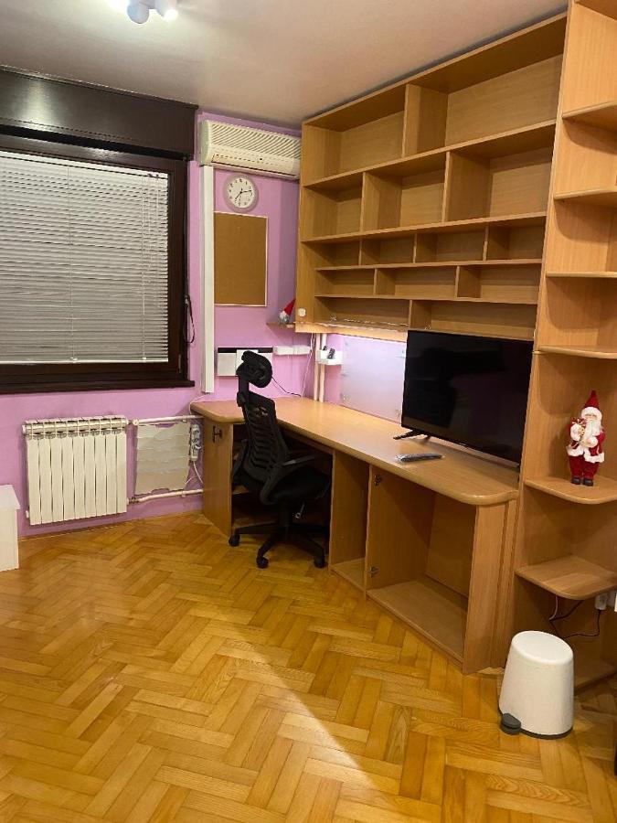 Self Check-In Studio With Wi-Fi And Parking Place Lägenhet Zagreb Exteriör bild
